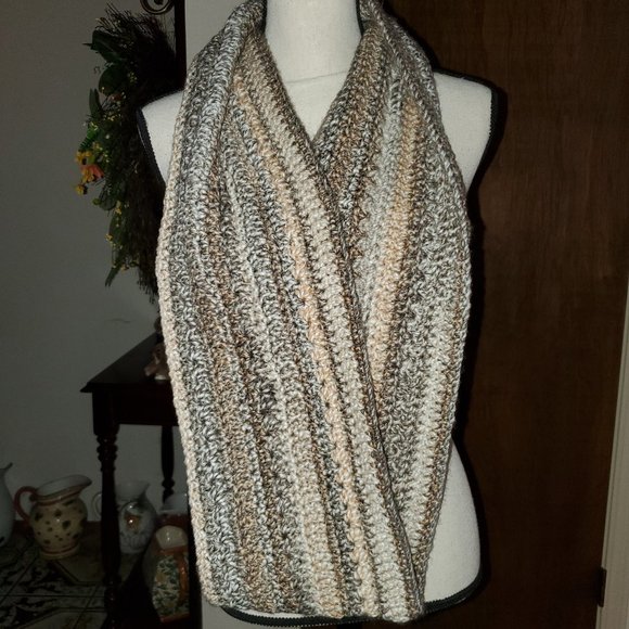 Accessories - Brand New Infinity Scarf